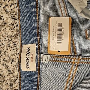 Sneak Peek Vintage- Classic Straight High Rise Denim Jeans